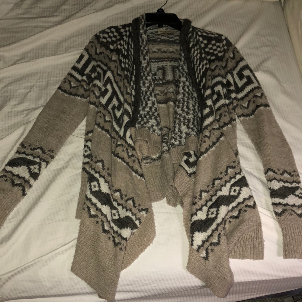 Patterned cardigan